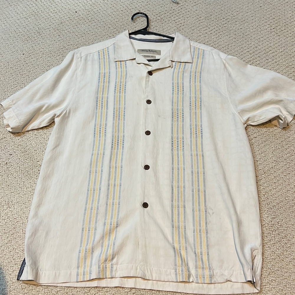 Island style Vintage Look Tommy Bahama men’s shirt